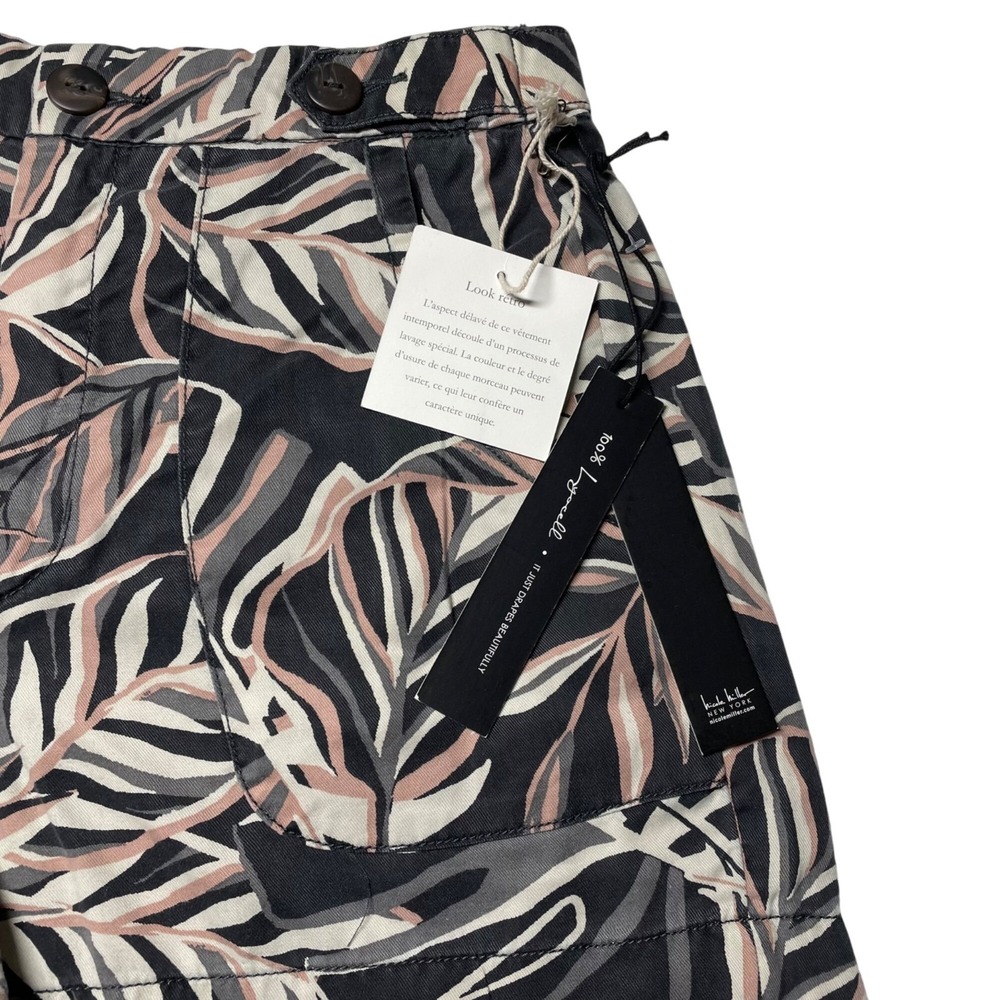 Nicole Miller Size 4 (Small) Women's Shorts Black & Blush Tropical Leaf Print - Picture 4 of 12